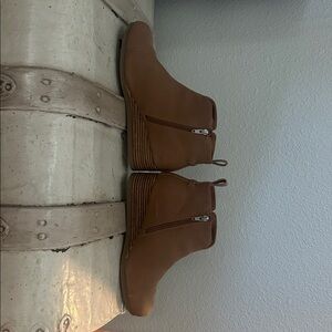 Toms Brown Ankle Booties